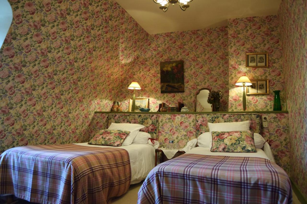 Chateau De Vaux Guest house