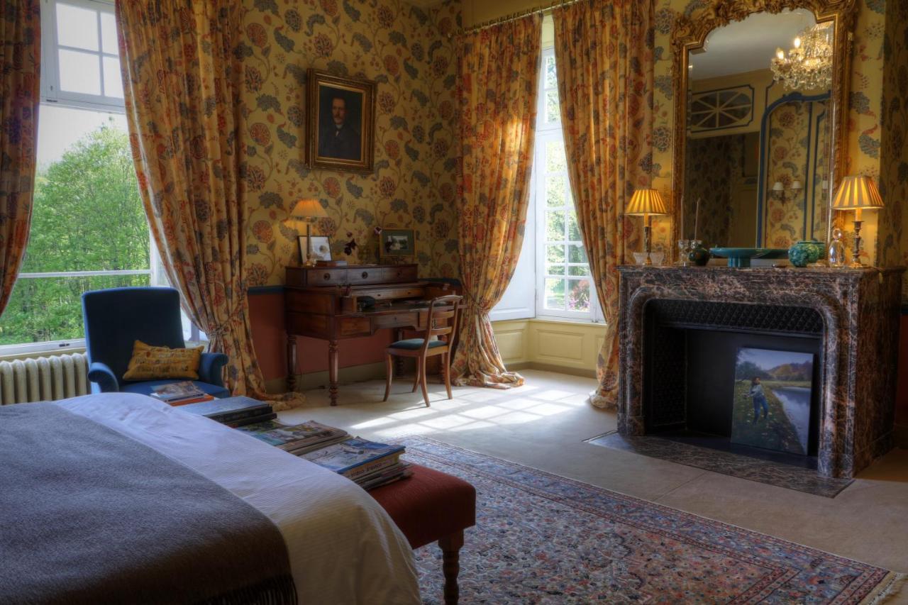 Chateau De Vaux Yvre-l'Eveque